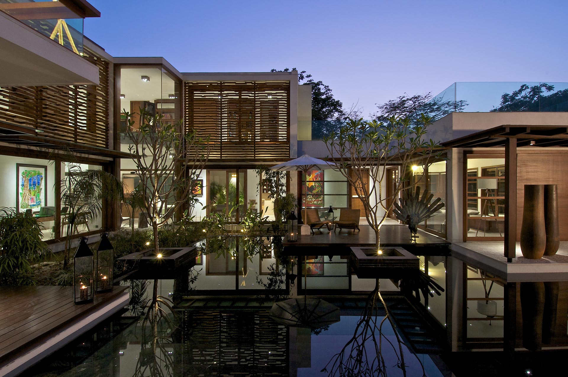 The Courtyard House Hiren Patel Architects HPA